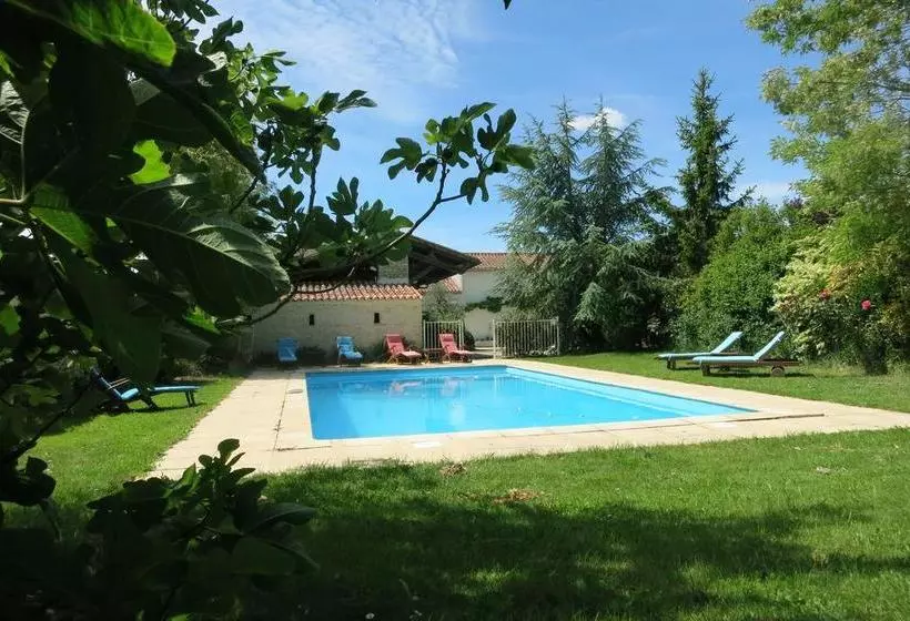 ホテル La Rochelle Lodge
