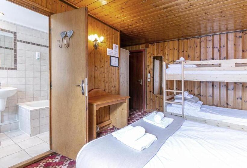 בית מלון כפרי Le Chamonix