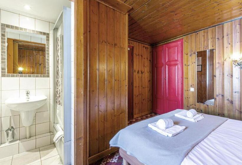 בית מלון כפרי Le Chamonix