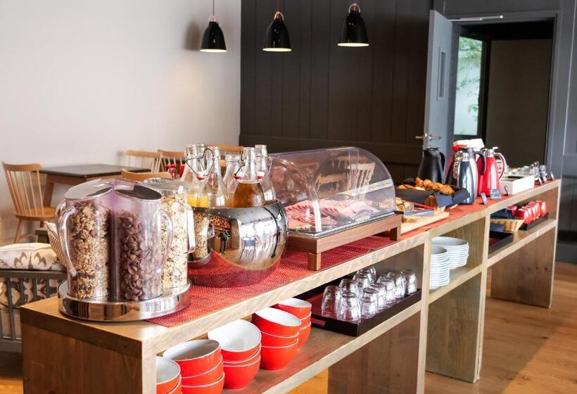 בית מלון כפרי Le Chamonix