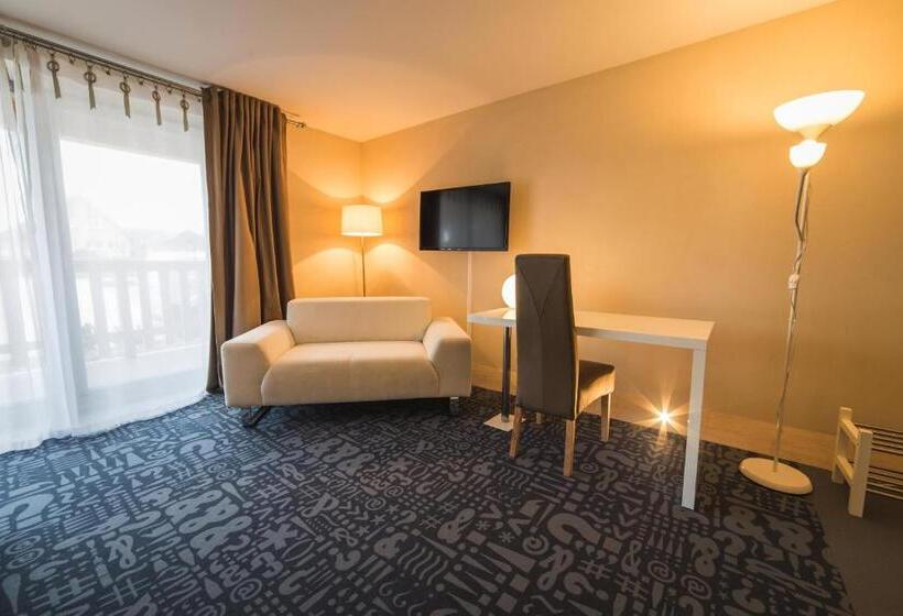 בית מלון כפרי Le Dormeur