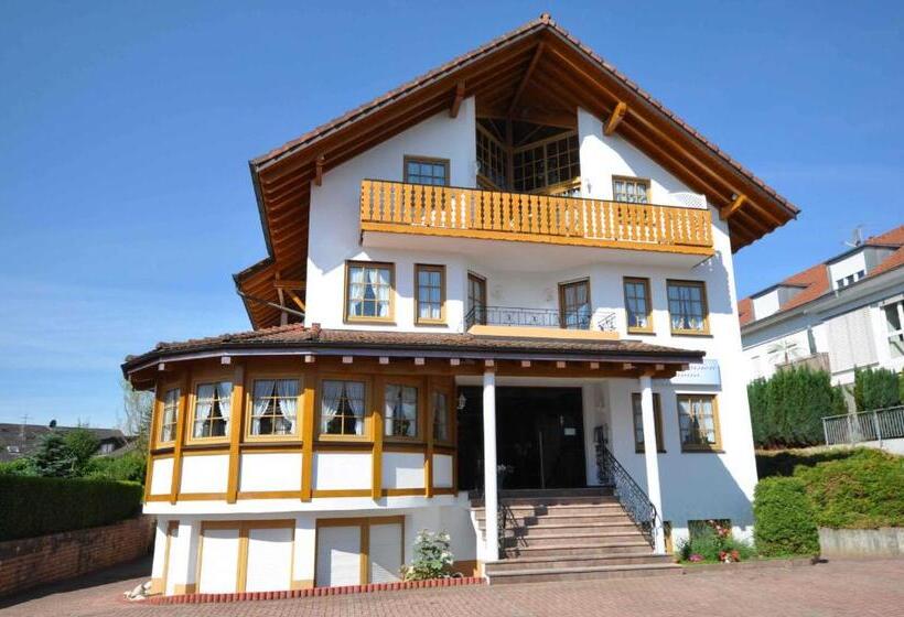 هتل Pension Jasmin