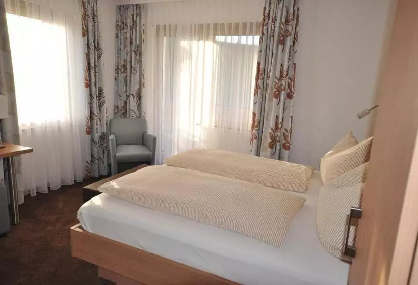 Hotelli Pension Jasmin