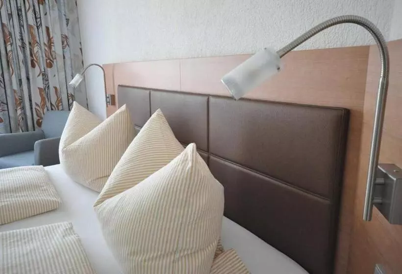 Hotelli Pension Jasmin