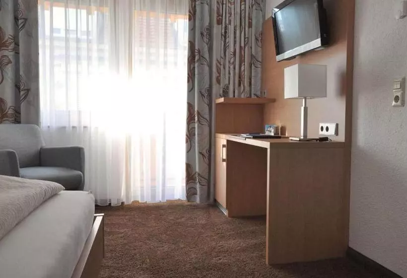 Hotelli Pension Jasmin