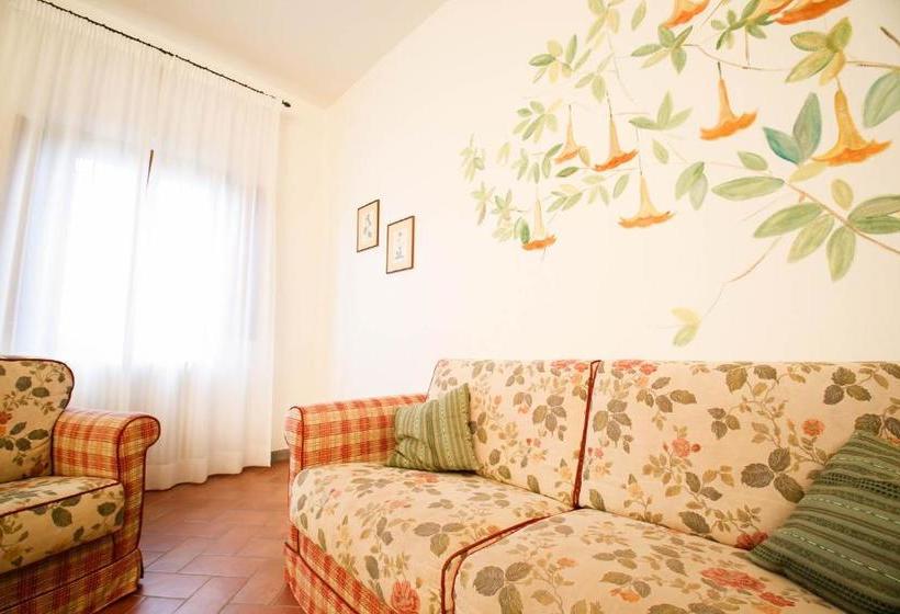 فندق Gatto Bianco Tizzauli