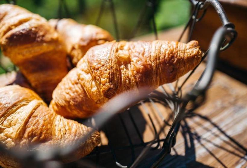 فندق Gatto Bianco Tizzauli