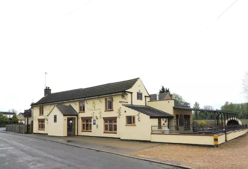 Hotelli The Elm Tree Inn