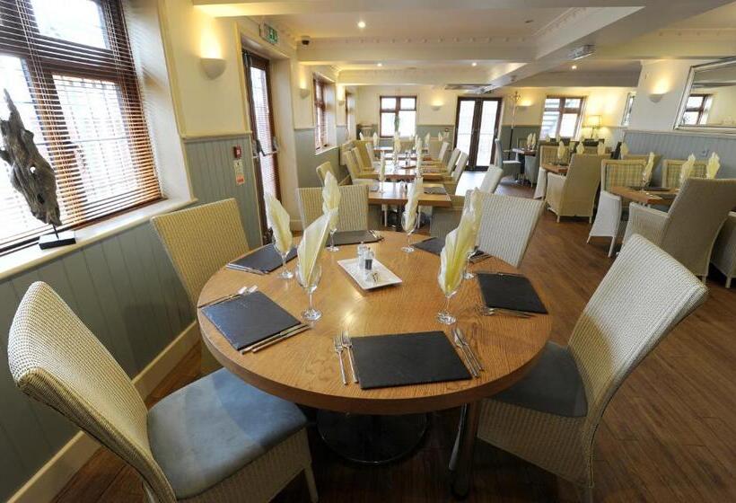 هتل The Elm Tree Inn