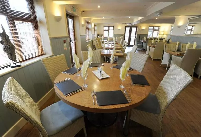 Hotelli The Elm Tree Inn