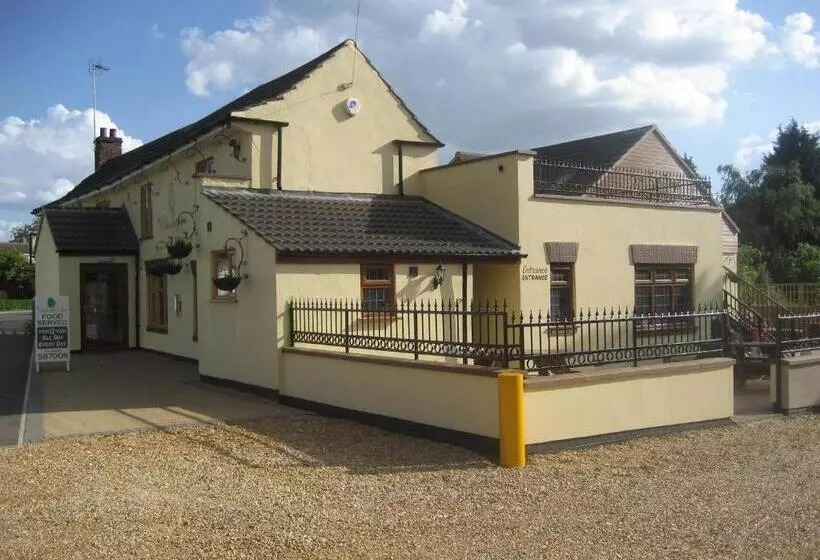 Hotelli The Elm Tree Inn