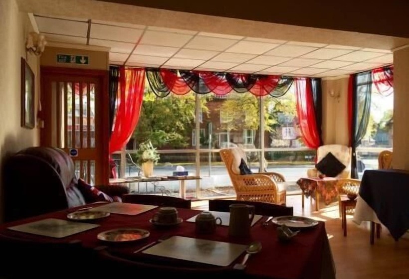 فندق The Fallowfield Lodge