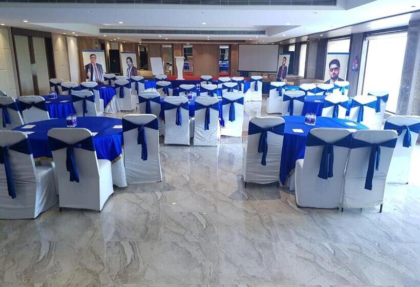 هتل Tivoli Grand Resort