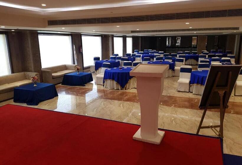 هتل Tivoli Grand Resort