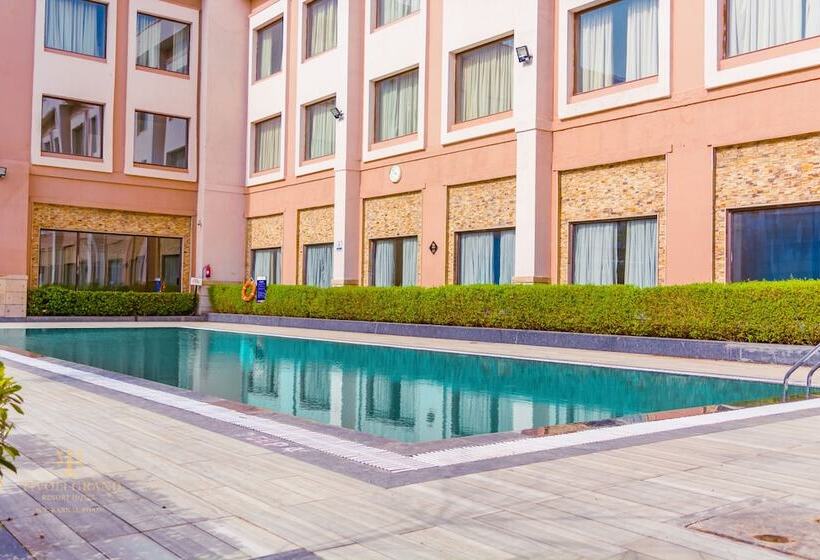 هتل Tivoli Grand Resort