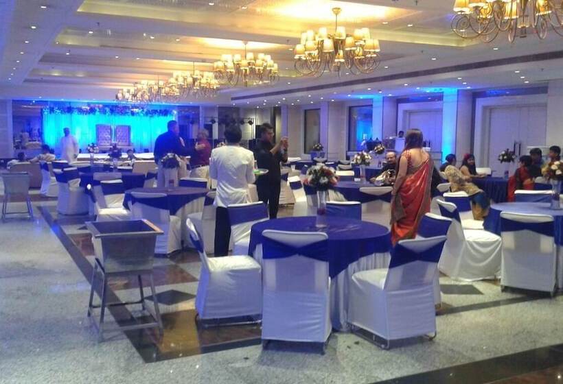 هتل Tivoli Grand Resort