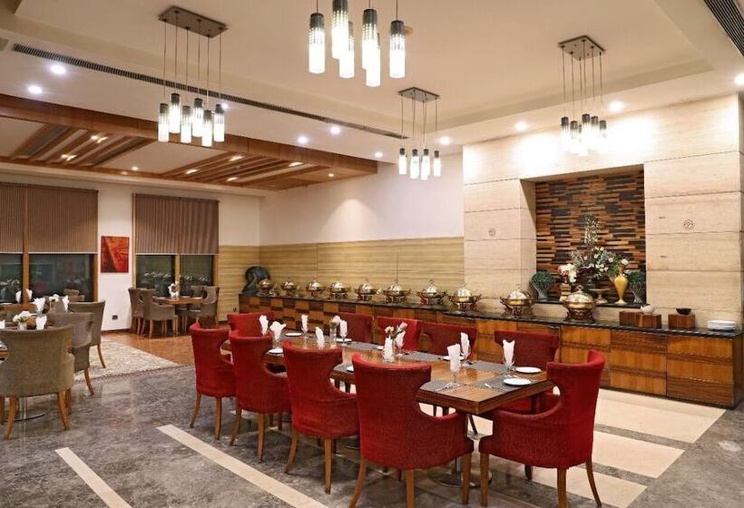 هتل Tivoli Grand Resort