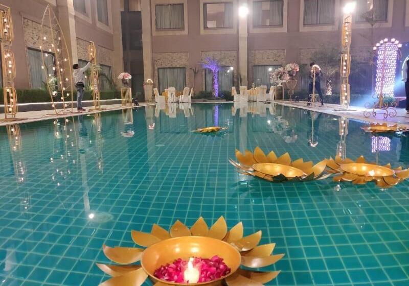 هتل Tivoli Grand Resort