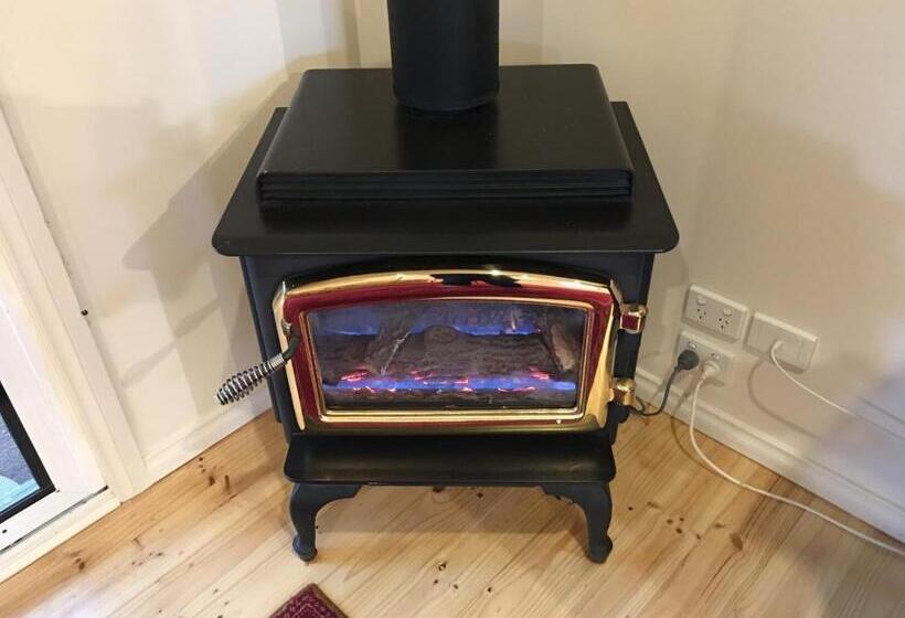 Weeroona Bed And Breakfast