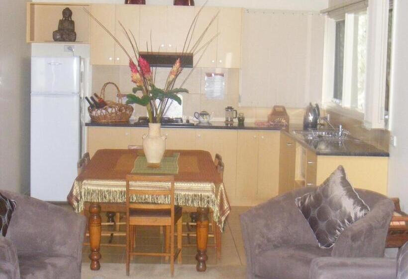 Weeroona Bed And Breakfast