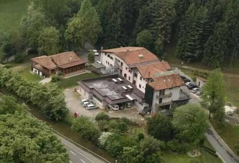 ホテル Albergo Il Castellino