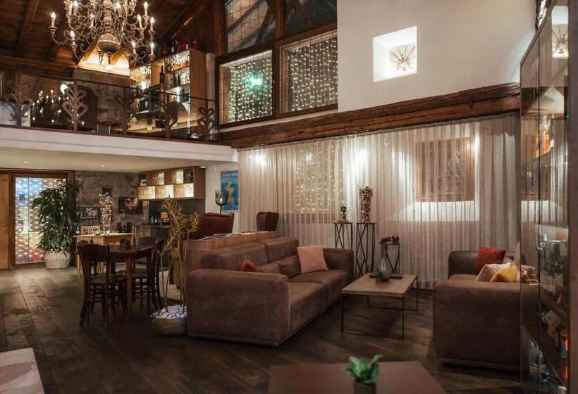 בית מלון כפרי Ansitz Plantiz