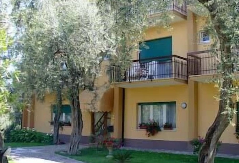 בית מלון כפרי Casa Chincarini