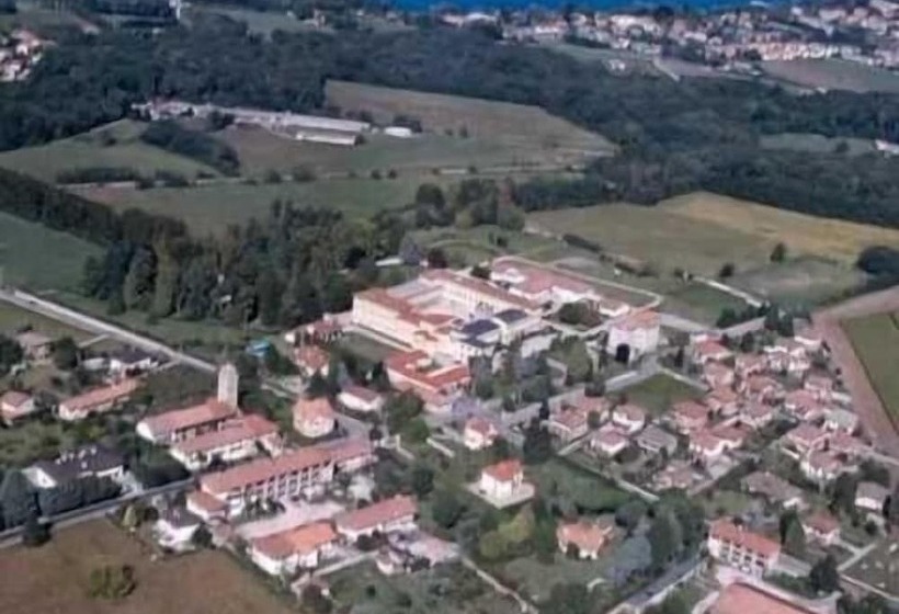 ホテル Casa Don Guanella