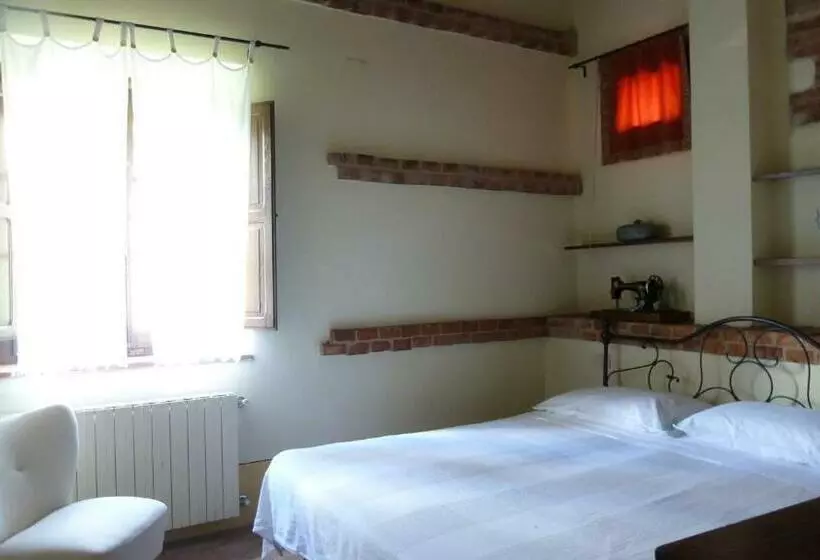 ホテル Agriturismo Casale Il Caggio