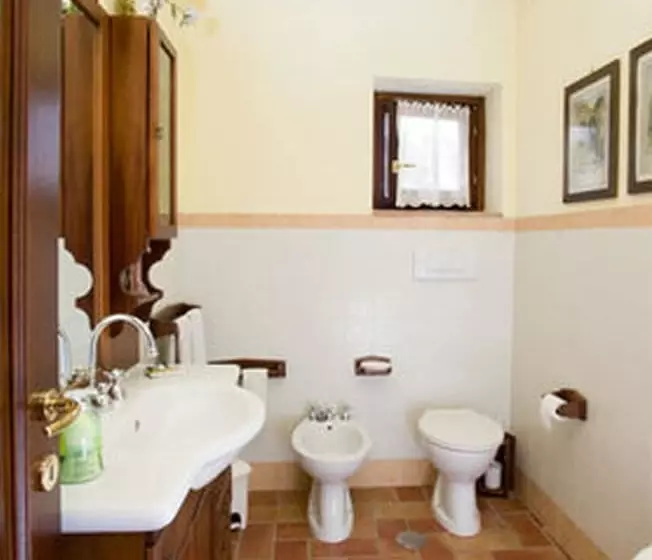 ホテル Casale La Pietra Gialla B&b
