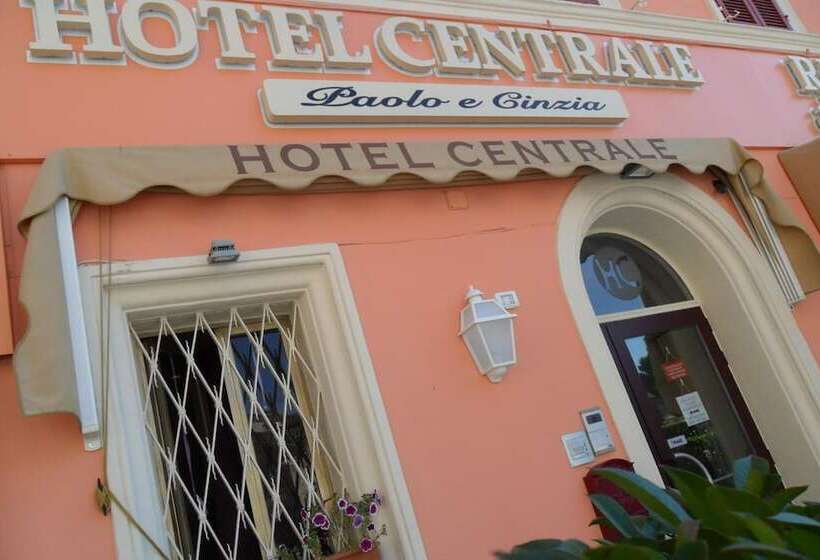 فندق Centrale Di Paolo E Cinzia
