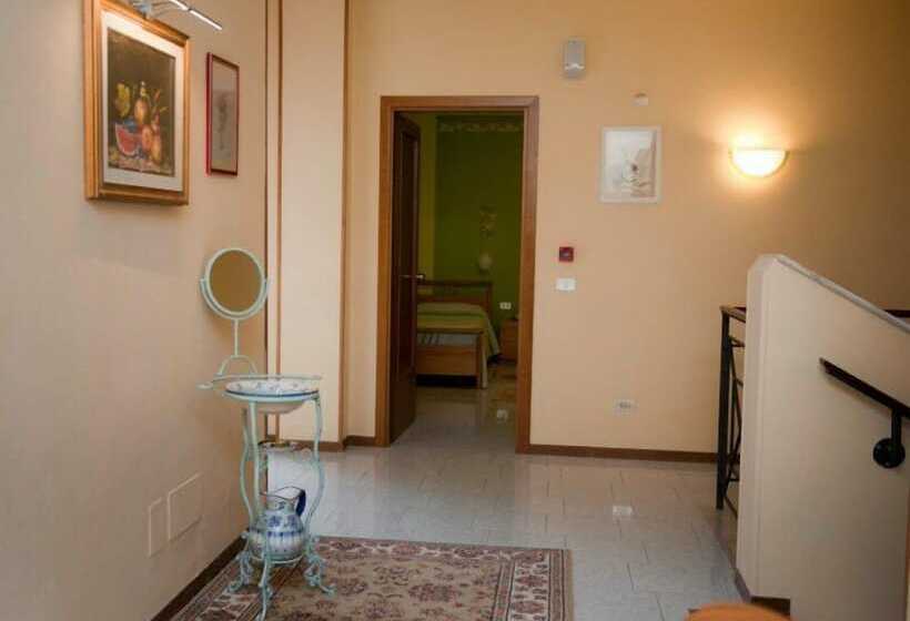 فندق Centrale Di Paolo E Cinzia