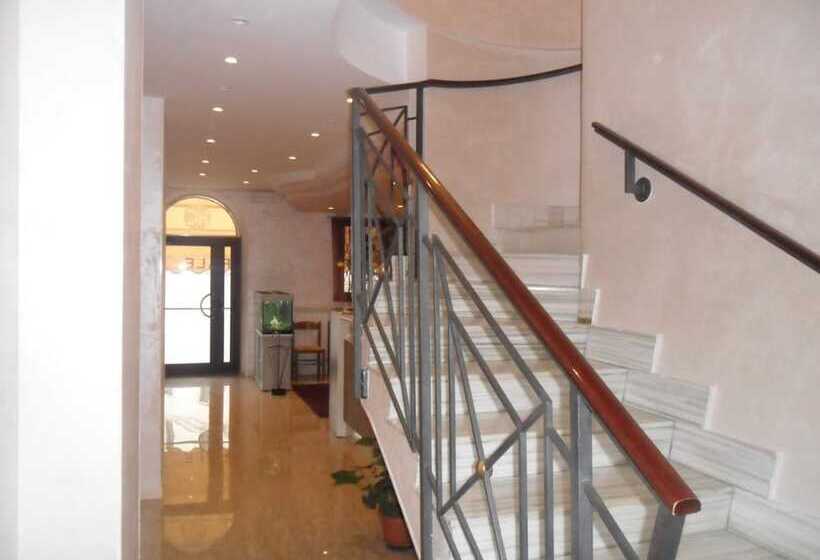 فندق Centrale Di Paolo E Cinzia