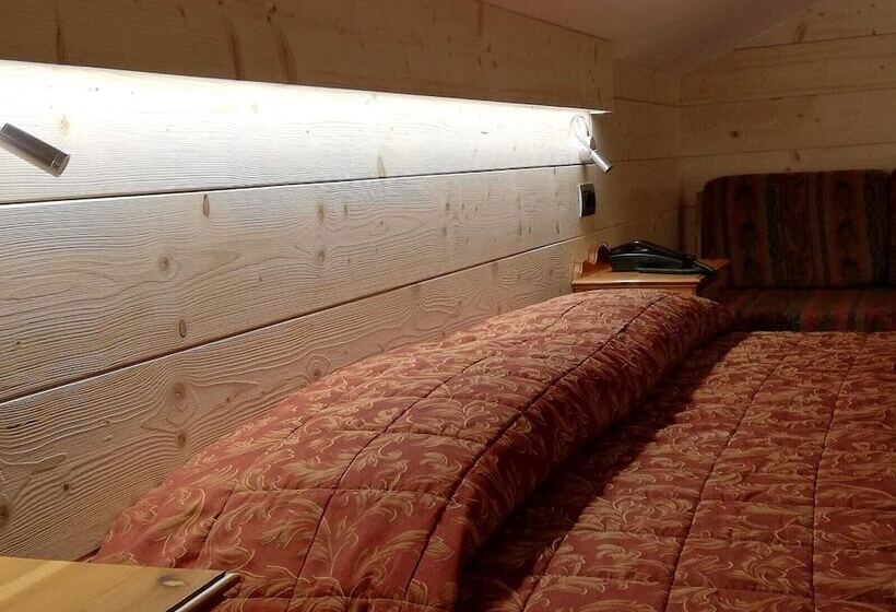 בית מלון כפרי Des Alpes