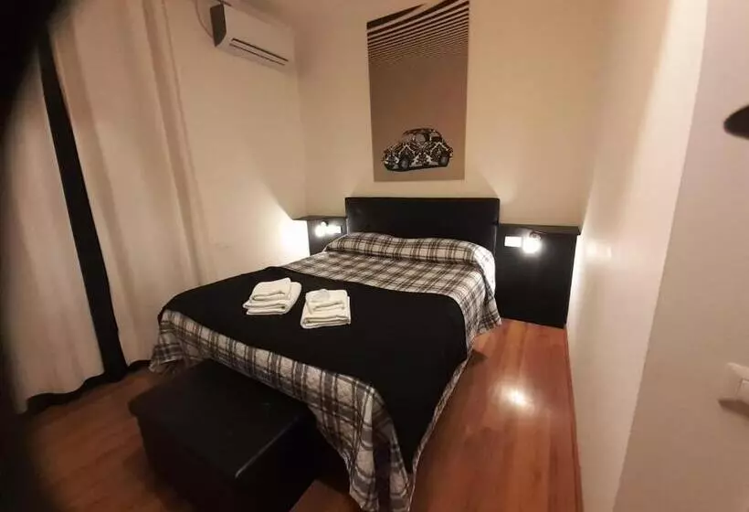 هتل Megaride Guest House