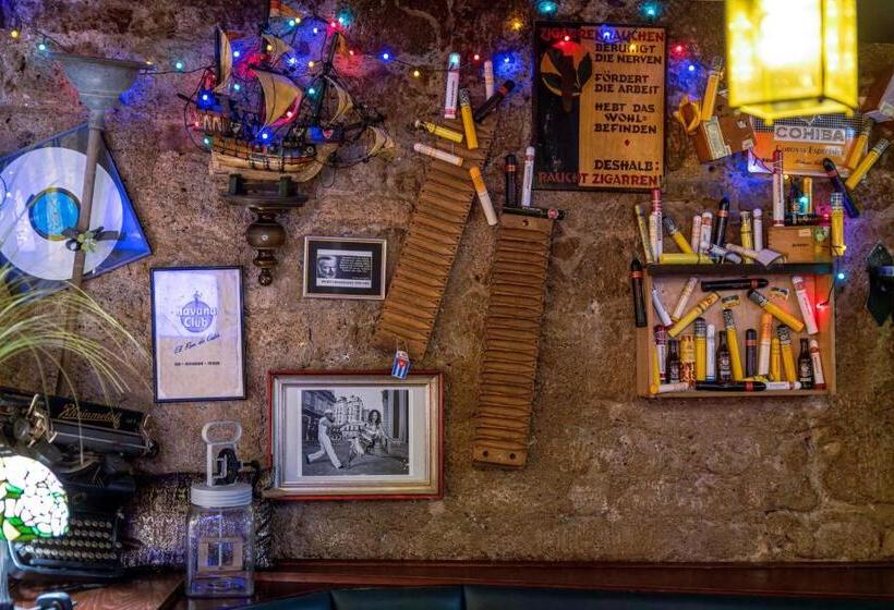 فندق Pension Havana Club