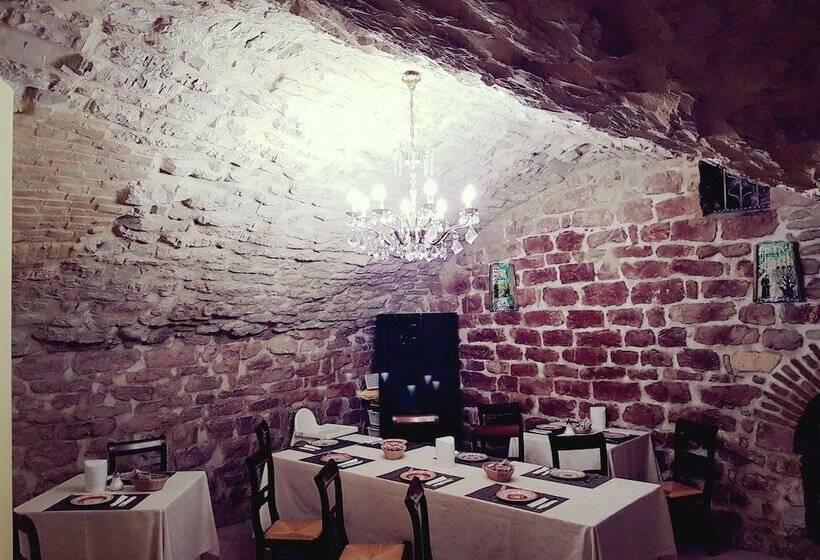 ホテル Ponte San Vittorino