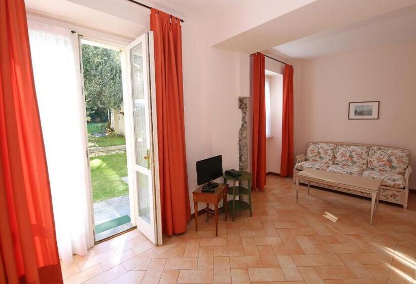 בית מלון כפרי Residence La Limonera