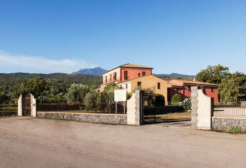 ホテル Agriturismo Valle Galfina