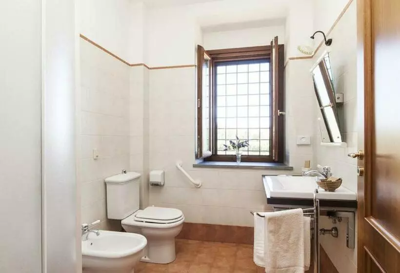 ホテル Agriturismo Valle Galfina