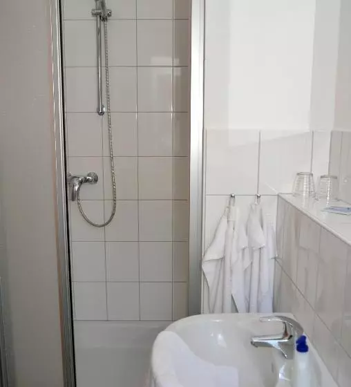 Hotelli Velcrea