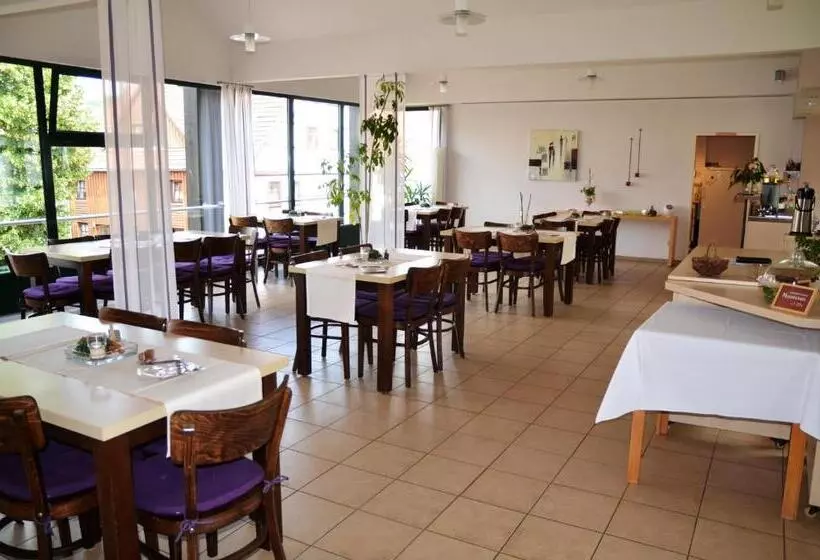 Hotelli Velcrea