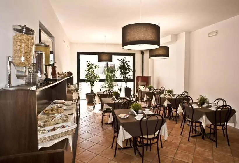 هتل Villa Santacroce