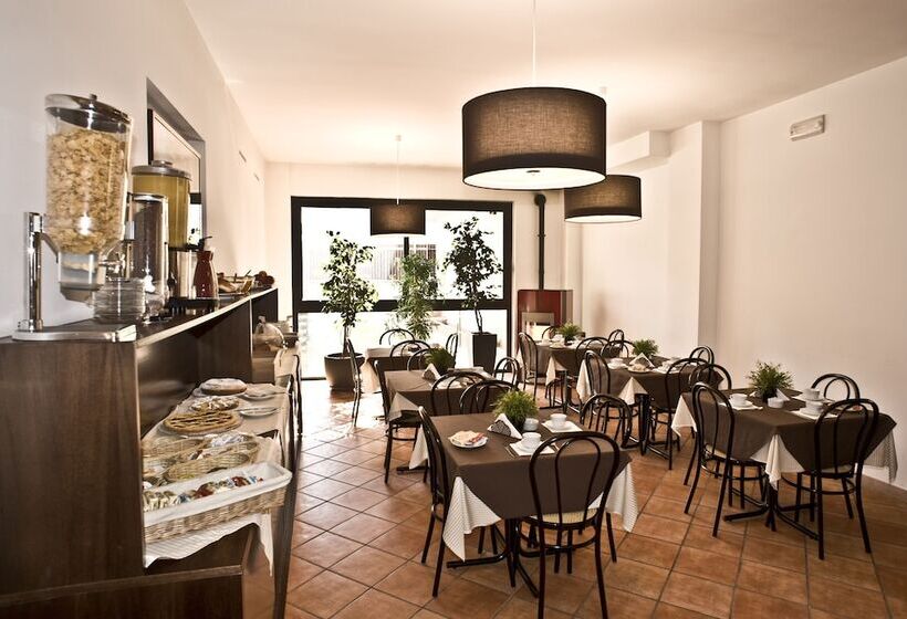 ホテル Villa Santacroce