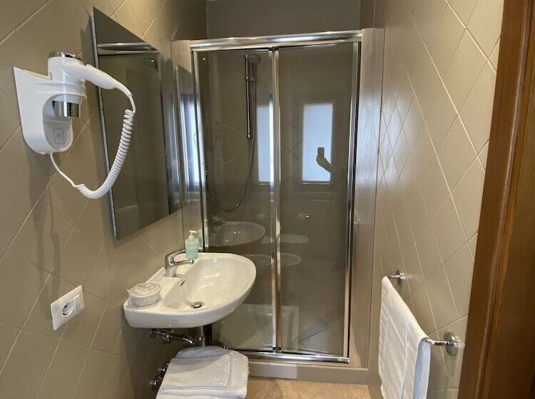 ホテル Villa Santacroce