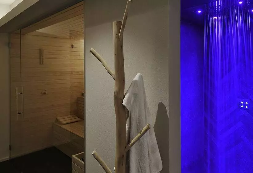 Relais Rossar Boutique Hotel Garda & Hills