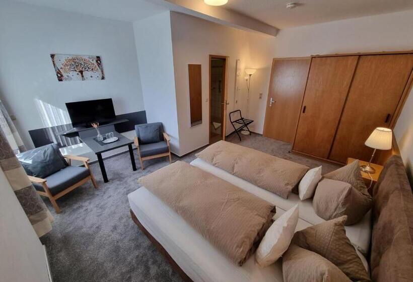 Sevda S Hotel Garni Weinforth