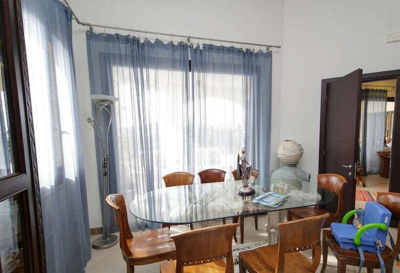 בית מלון כפרי Al Ritrovo Ristorante & Albergo