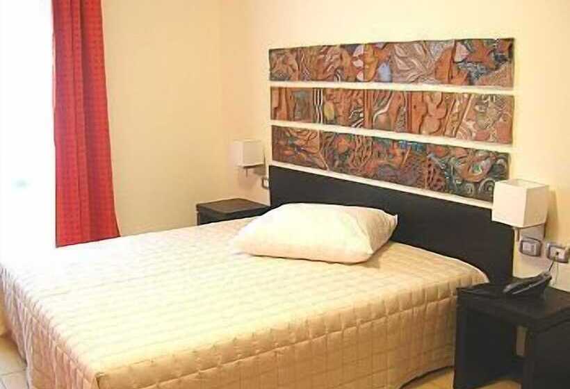 בית מלון כפרי Al Ritrovo Ristorante & Albergo