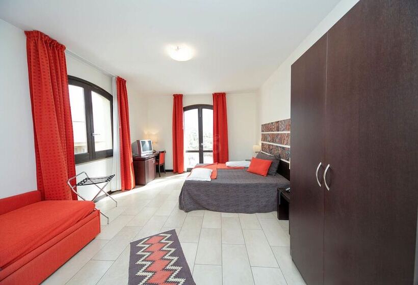 בית מלון כפרי Al Ritrovo Ristorante & Albergo